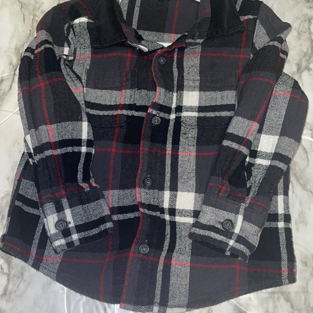 Toddler boys old navy button down shirt